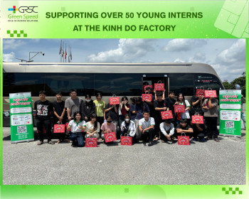 Green Speed Accompanies Over 50 Young Interns at the Kinh Đô Hưng Yên Factory